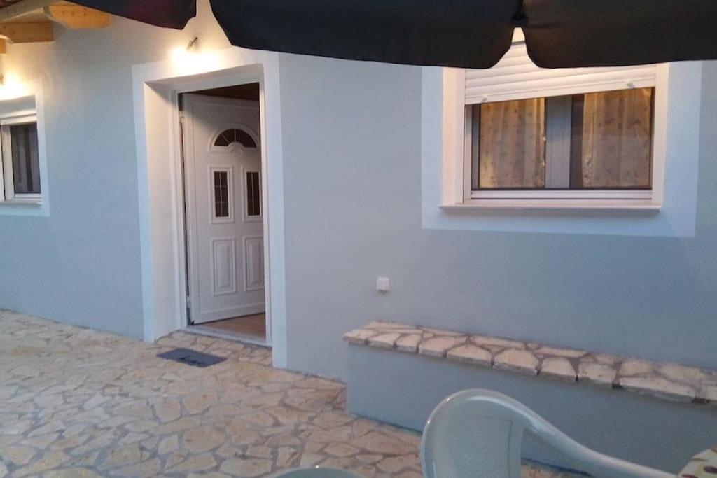 Δ5-Τα Διαμερίσματα Του Δασκάλου Filiatra Exterior photo